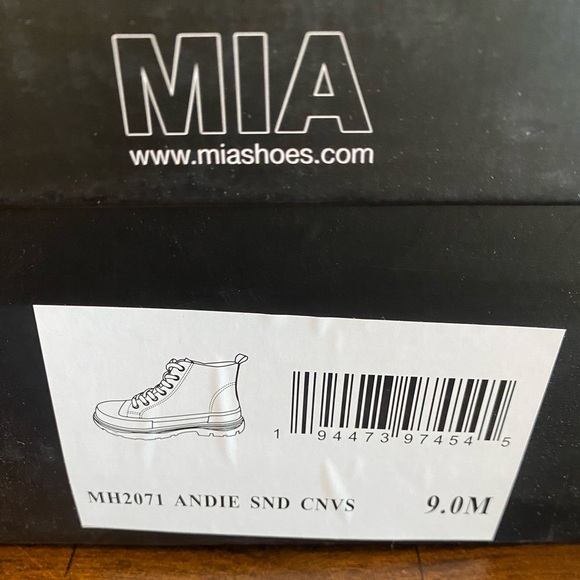 MIA Andi, Sand, canvas high top sneaker - Picture 2 of 8